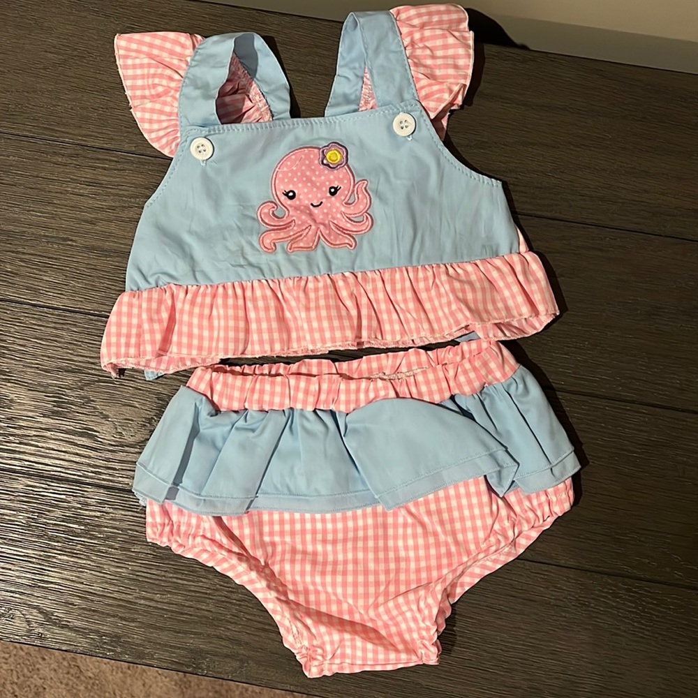 Girls 2 piece swimsuit, size 4T, NWOT